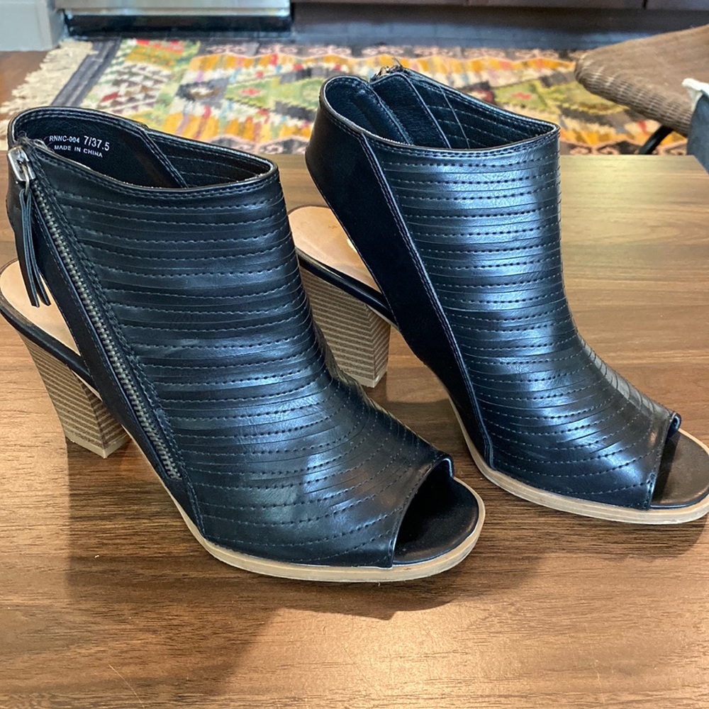 CL By Laundry Black Booties